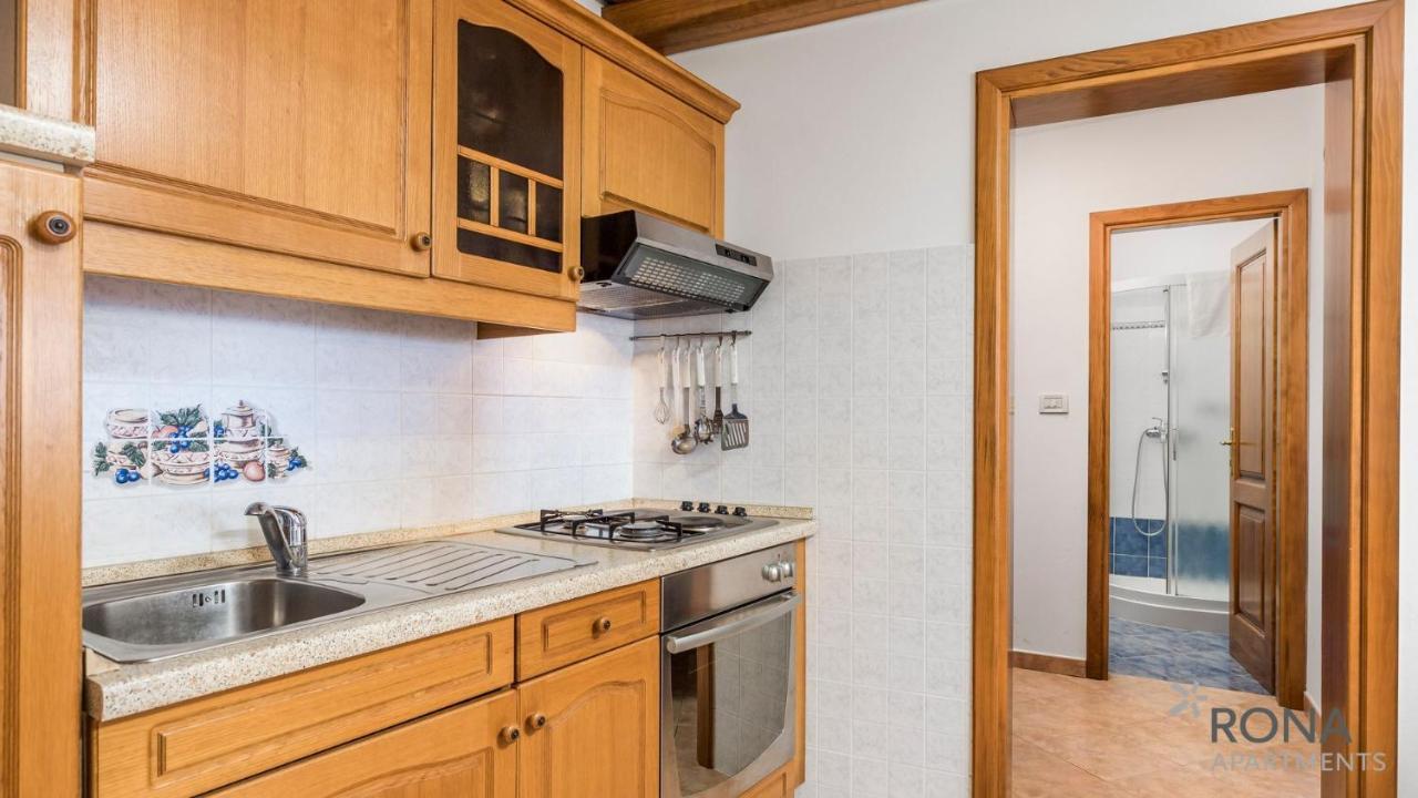 Rona Stone House Apartments Janja Boljun Bagian luar foto
