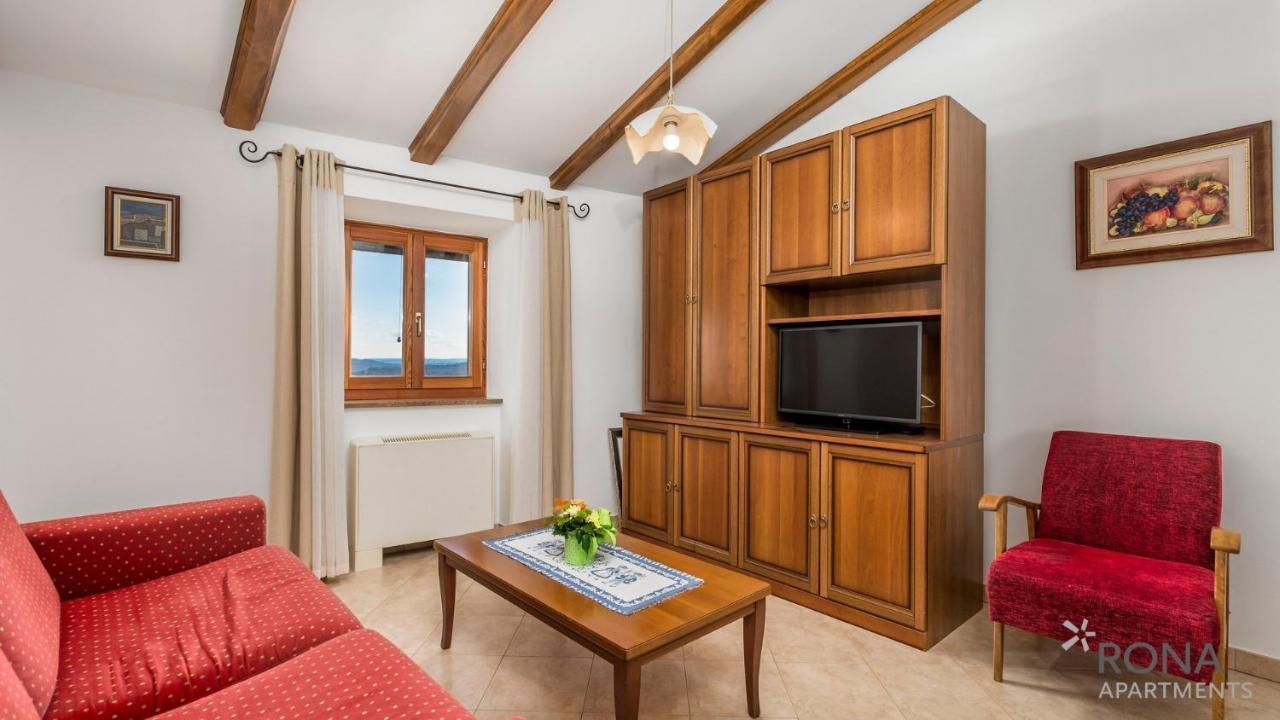 Rona Stone House Apartments Janja Boljun Bagian luar foto